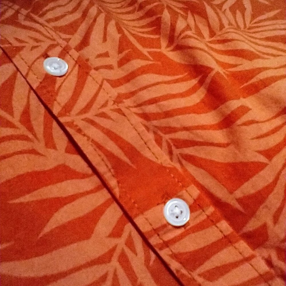 Old Navy Red pattern button shirt